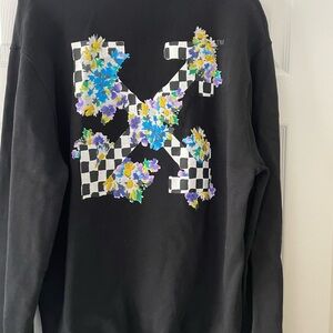 Off-white sweatshirt